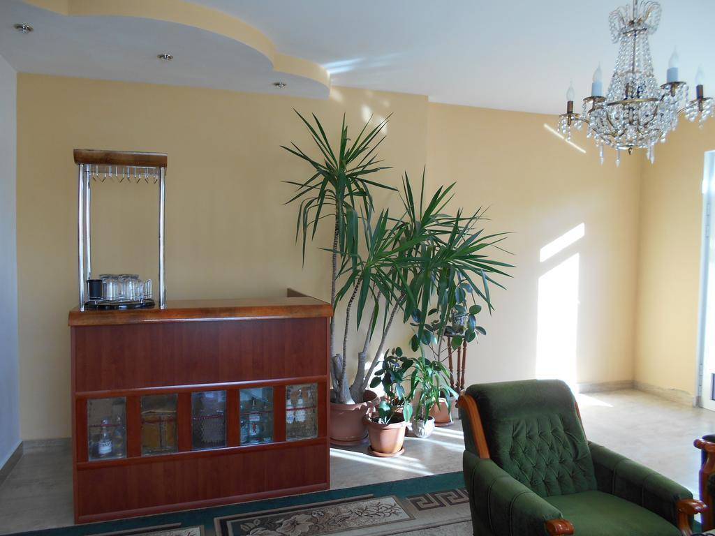 Hotel Сolibri Erywań Zewnętrze zdjęcie