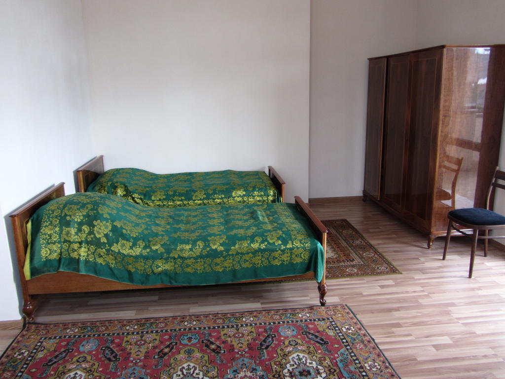 Hotel Сolibri Erywań Zewnętrze zdjęcie